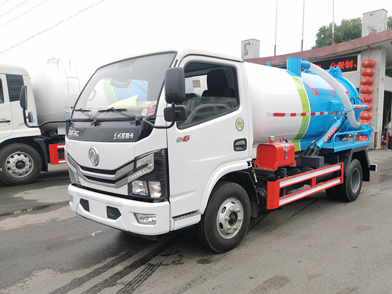 中潔牌XZL5070GXW6型吸污車(chē)