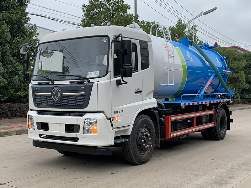 中潔牌XZL5182GXW6型吸污車(chē)